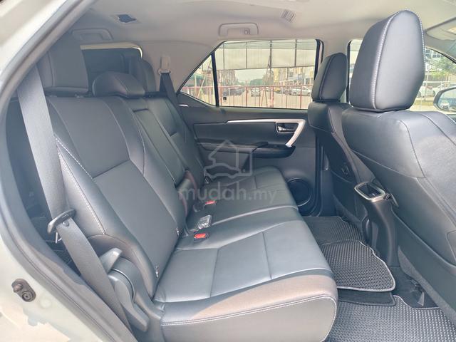 2022 Toyota Fortuner 2.7 SRZ F/Service 43k-Mileage - 5