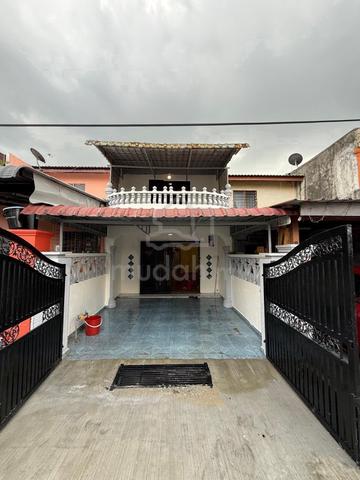 Jalan Lembah,Taman Desa Jaya,Johor Bahru,Double Storey House 1