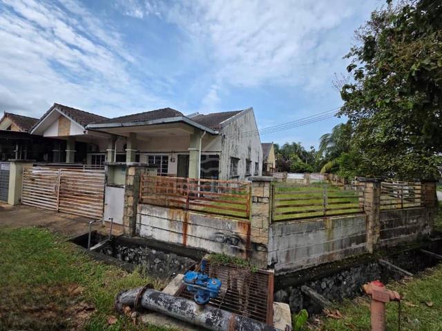 CORNER LOT‼️  Single Storey Taman Sri Tanjung Semenyih. 1