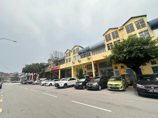 Seri Edaran Light Industrial Park Kepong,1.5 Storey Factory/Warehouse 1