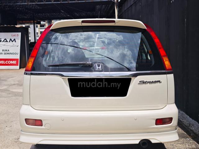 2003 Honda STREAM 2.0 RN3 K20A Cash Only One Owner - 4