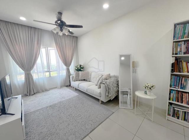 Savanna Executive Suite @ Southville City 1