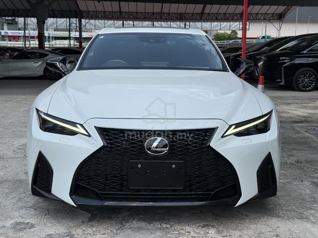 2023 Lexus IS300 2.0 F-SPORT MODE BLACK 3 SUNROF - 3