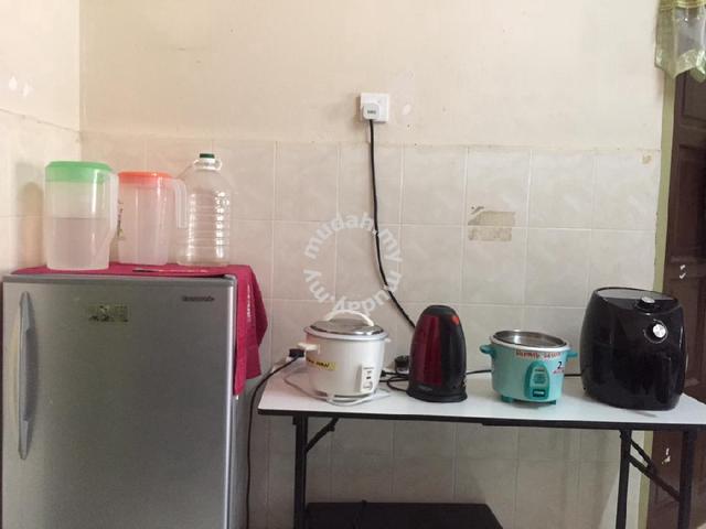 Bilik Sewa Taman Sepakat 4