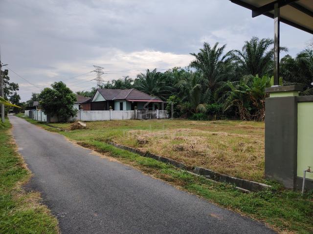 [6,889 Sq.Ft] Tanah Lot Banglo Jalan Pahlawan, Merlimau, Melaka 1