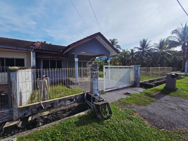 Cornerlot Semi D Tmn Rembau Utama Saiz Tanah 4574 sqft 1