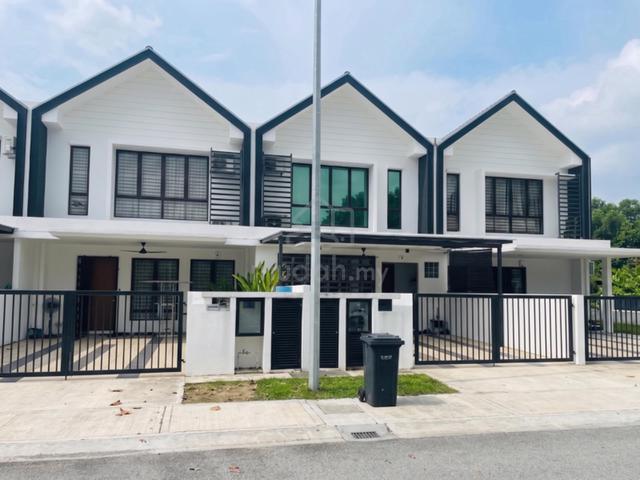 Bangi Alam Sari Double Storey Avis 2 1