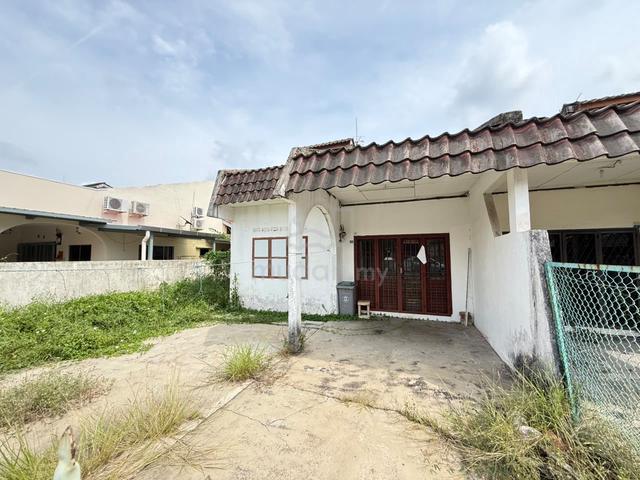 Melaka Batu Berendam Taman Merdeka End Lot Single Storey 1
