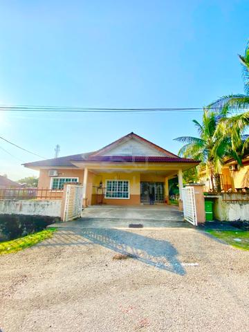 Banglo size Luas , 6533 Sq Ft , BEBAS BANJIR , 4 Bilik 1