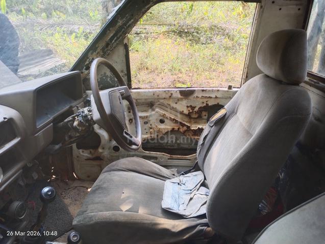 1995 Toyota HILUX 2.8 DOUBLE CAB (M) - 4