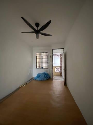 Flat Jalan Susur Barli 1