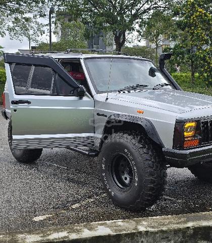 1995 Jeep CHEROKEE 2.5 (M) - 1
