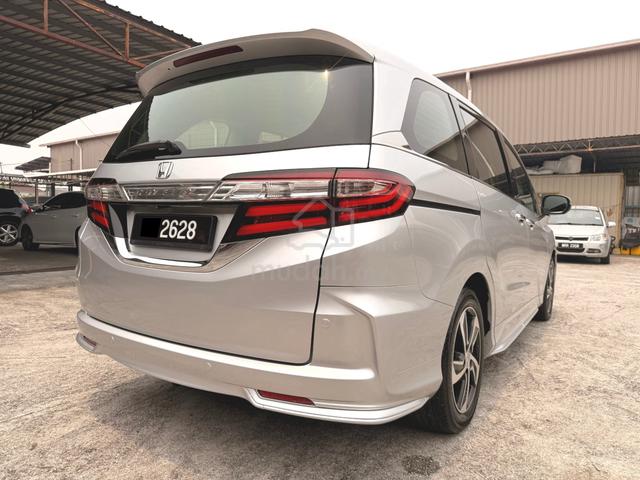 2017 Honda ODYSSEY 2.4 EXV (A) 1YRWARRANTY 2PDOOR - 4