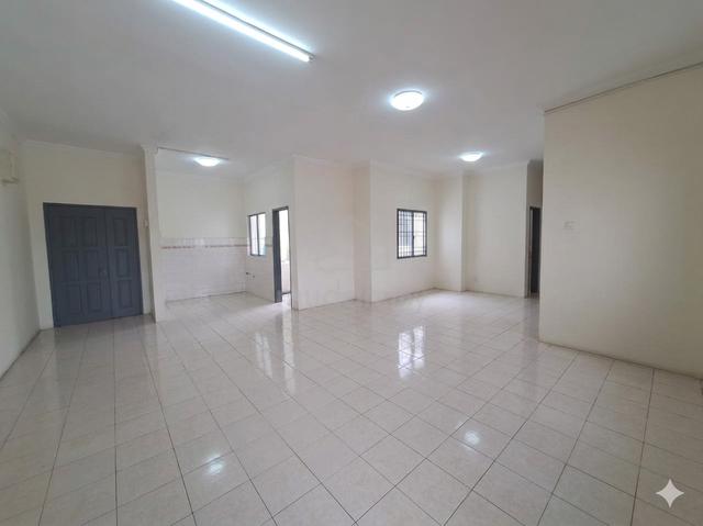 Bayu Puteri Apartment 1