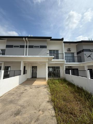 Double Storey Puncak Warisan Kulai Rumah Baru 4R3B 1