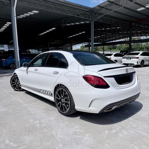 2019 Mercedes Benz C300 2.0 AMG LINE (CKD) (A) - 2