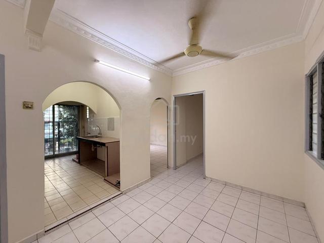 Palma Apartment (Bandar Country Homes) 1
