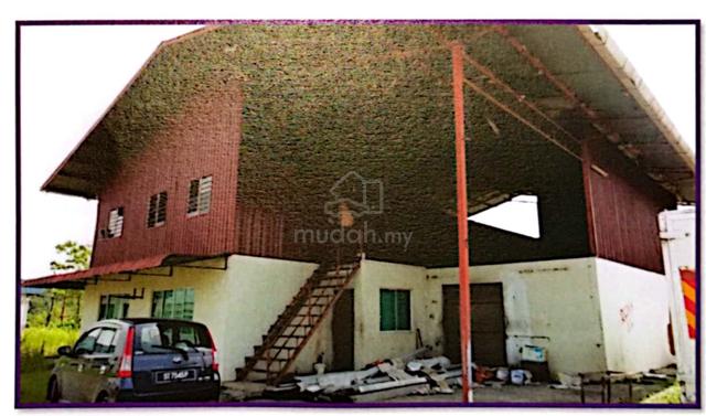 Menggatal CL999 Industrial land with office & warehouse building 4