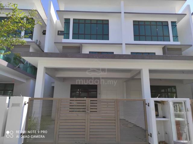 2.5story SUPERLINK Ozana Residence Bukit Katil Melaka Gapam 1