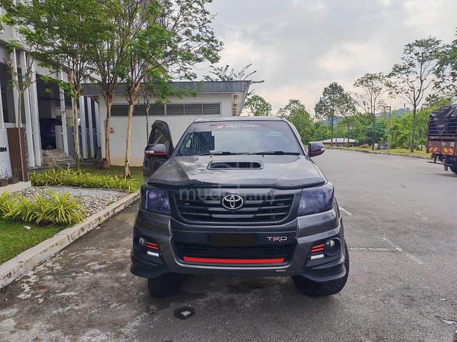 2015 Toyota HILUX 2.5 G TRD SPORTIVO (A) - 3