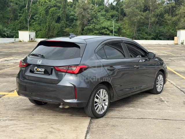 Honda CITY 1.5 V HATCHBACK (A) Full Services Recor - 2