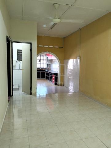 Rumah sewa Single storey terrace house,Tmn Intekma ,Alor Gajah, Melaka 1