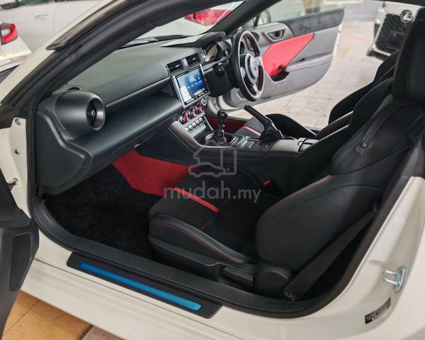 2022 Toyota GR86 2.4 RZ 3BA-ZN8 (M) - 3