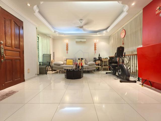 RENOVATED 22x82 GATED GUARDED 2 Storey Superlink Taman Desa Seputeh KL 1