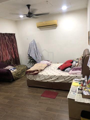 Fully Furnished Selangor Kajang Room For Rent 1