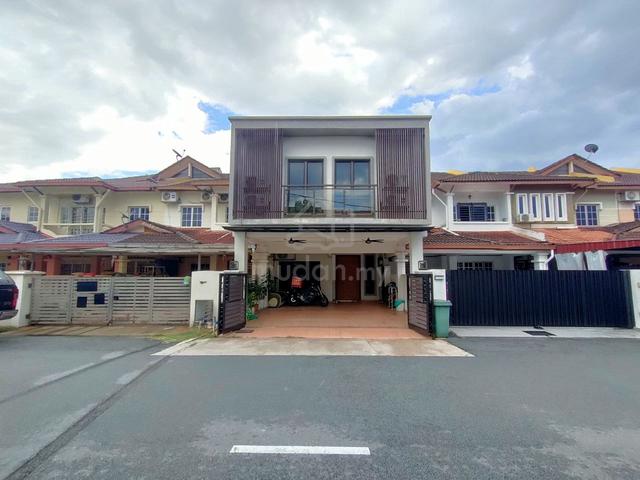 [Surau Walking Distance] 2 Storey Houses SEKSYEN 3, Bandar Baru Bangi 1