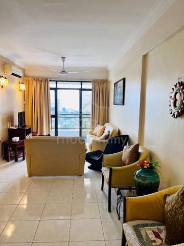 E-Park Condominium 1