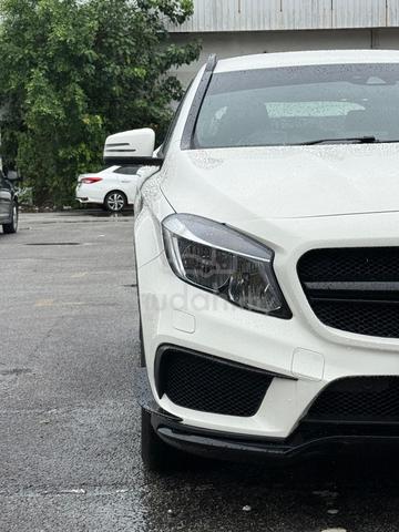 2017 Mercedes Benz GLA180 SE (CBU) 1.6 (A) - 3