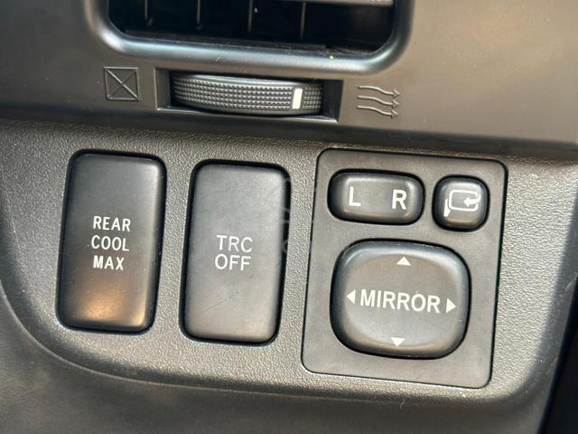2006 Toyota WISH 2.0 TYPE S (A) SPORT RIM/ PLAYER - 3