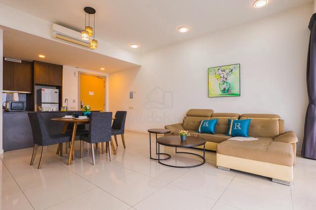 Grand Medini 1