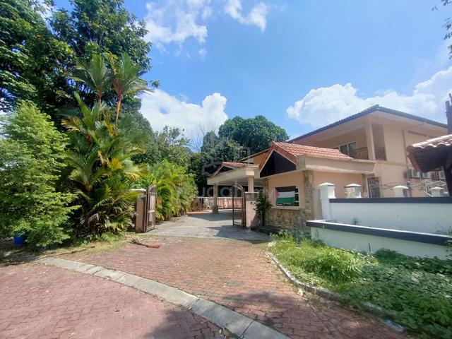 3 STOREY Bungalow Jalan Kubah BUKIT JELUTONG 1