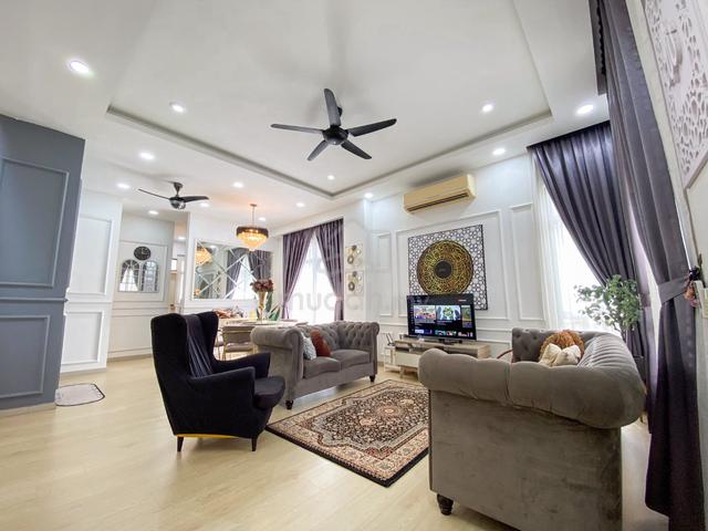 Fully Renovated 2 Storey Terrace House (End Lot) Garden Facing 1