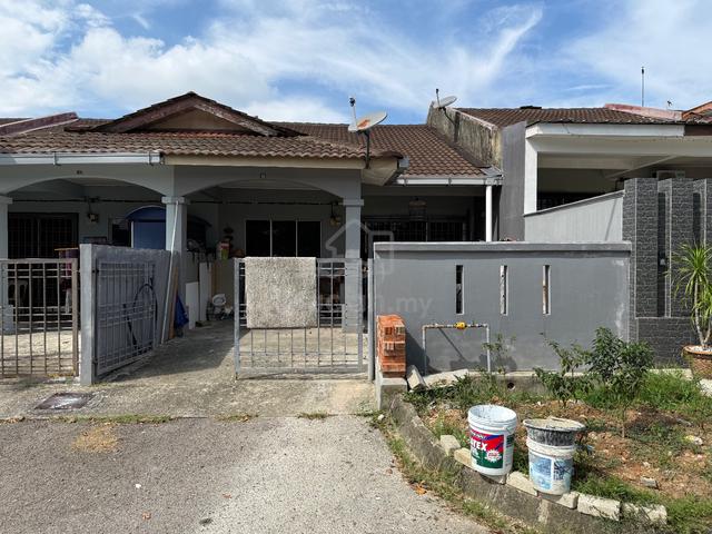 Single Storey Terrace House Taman Sri Saujana Kota Tinggi For Sale 🏡 1