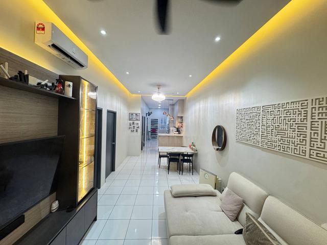 Partially Furnished 🔥Fully Renovated Extendd 1Storey Big Parking, Ac✅ 1