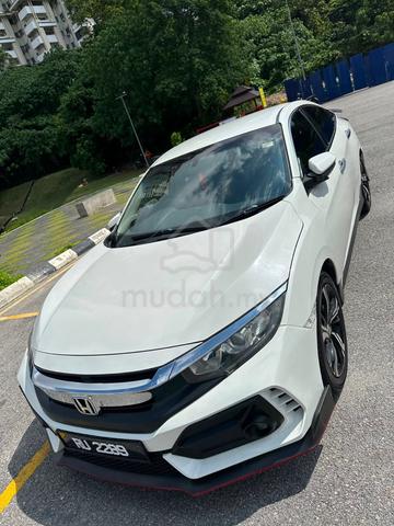 2018 Honda CIVIC 1.5 HATCHBACK HONDA SENSING (A) - 4