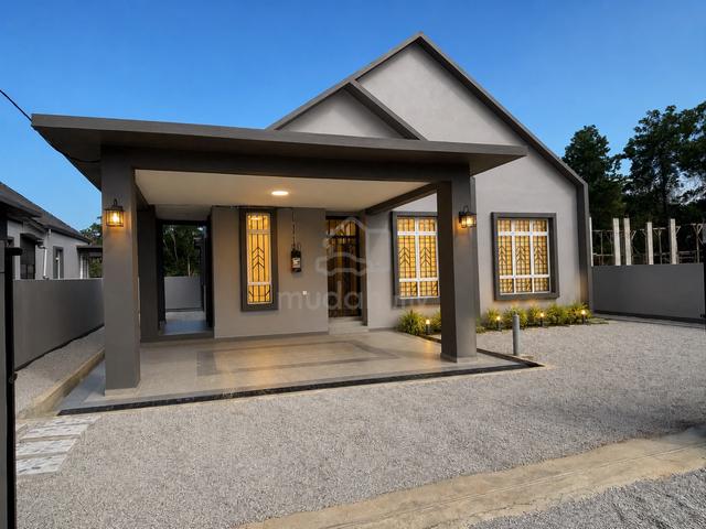 VILLA DAIZY 4 BILIK , BELAKANG PEJ. TANAH MACHANG - Peniaga & Kjaan 1