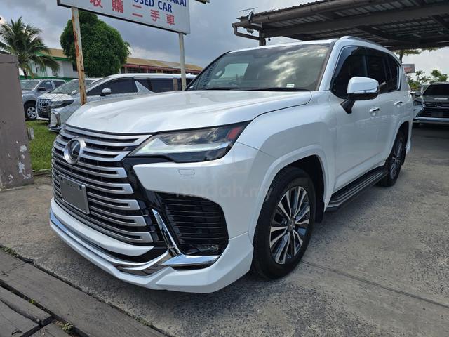 2023 Lexus LX600 with Modellista Bodykit - 3