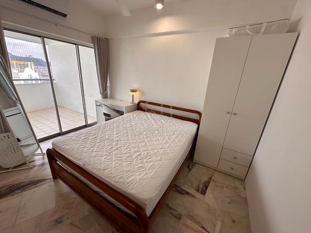IKEA Queen Room 🛌 High Floor Balcony View 🏞 Bukit Pandan 2 Condo 🏙️ 1