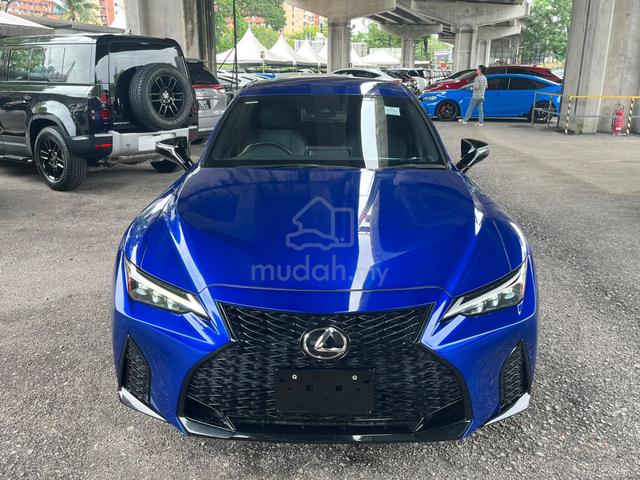 2022 IS300 FSPT MODE BLACK 5B 11k km Alctara Vent - 5