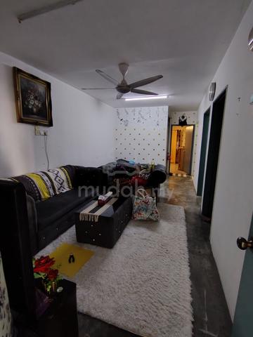 Anggerik Apartment @ Seri Kembangan 1