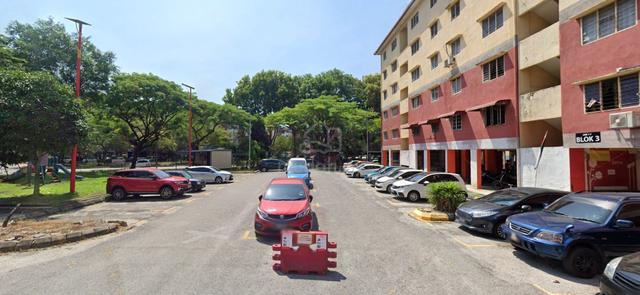 Flat PKNS Seksyen 7 Shah Alam 1