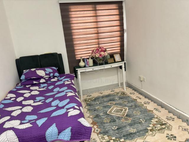 Room for rent 1