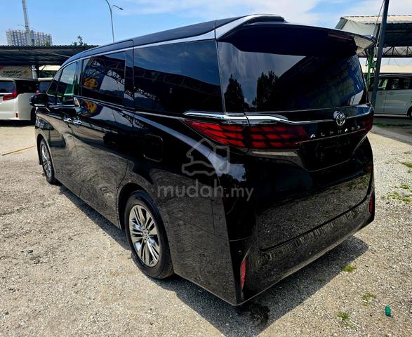 GRADE 5A 2025 Toyota ALPHARD 2.5 Z MILEAGE 27K KM - 2