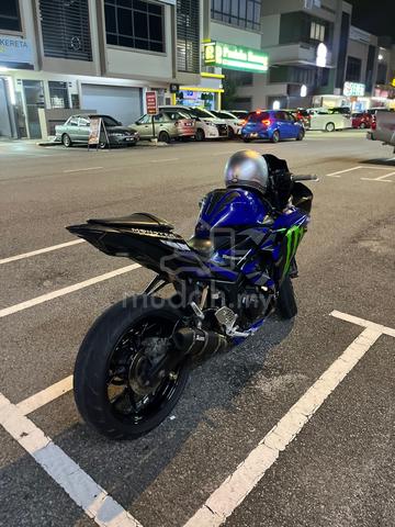 Yamaha R25 v1 monster - photo 2 of 7