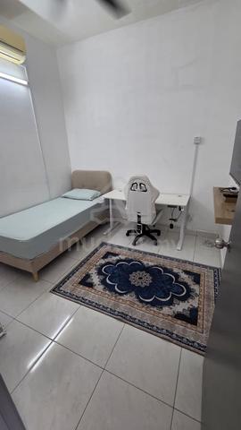 Fully Furnished Johor Bandar Putra Kulai Room For Rent 1