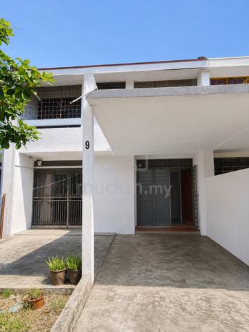 Newly painted two storey house in AU2 Taman Sri Keramat, near Aeon 1